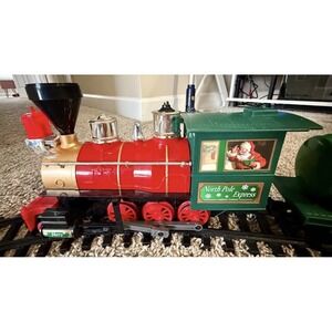 EZTEC North Pole Express ChristmasTrain Replacement Locomotive27.145MHz Untested